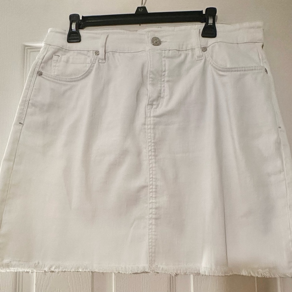 Tommy Bahama White Mini Skirt